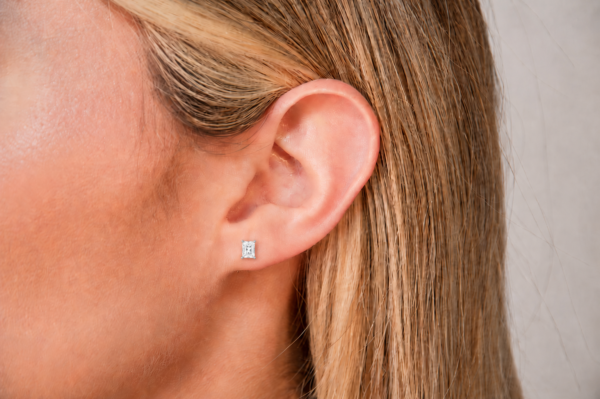 Radiant Studs