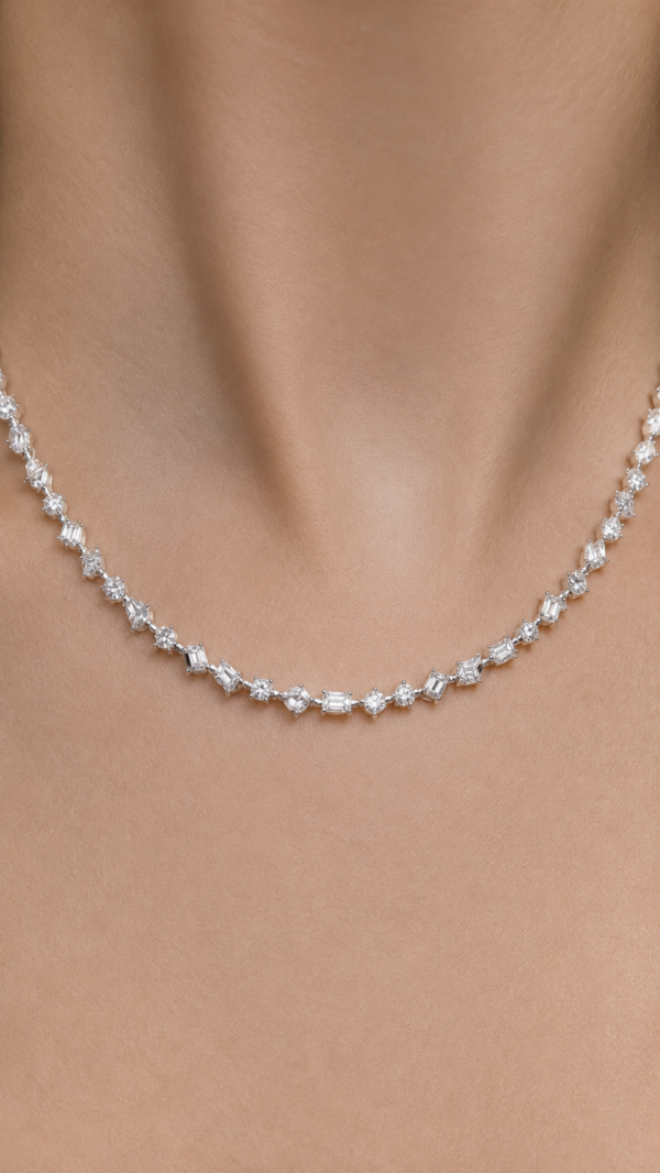 Multishape tilted necklace 75%